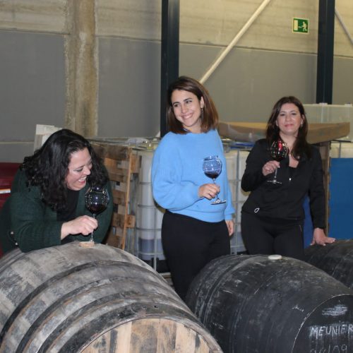 b324a730-579d-4a4b-8a29-bd85bb13c72c